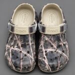 Crocs 10
